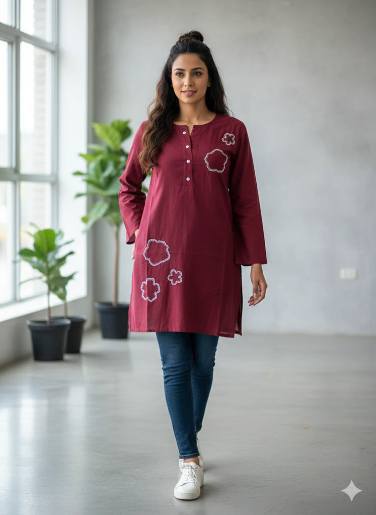 St091- Floral Embroidered Top