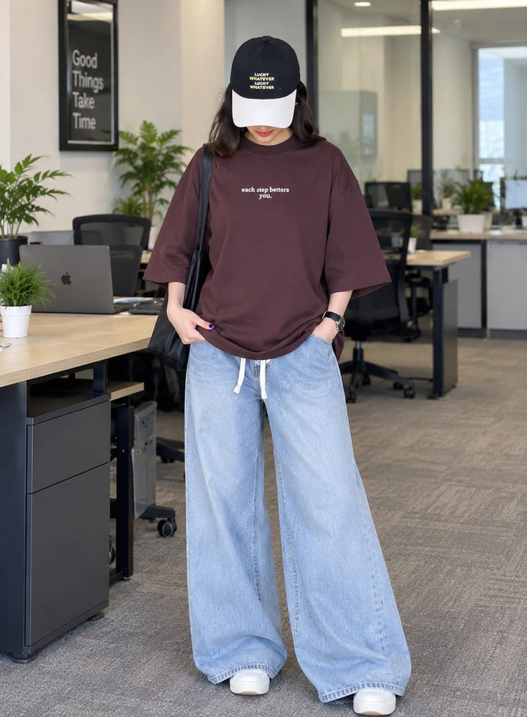Oversized Drop Shoulder T-Shirt Street Style